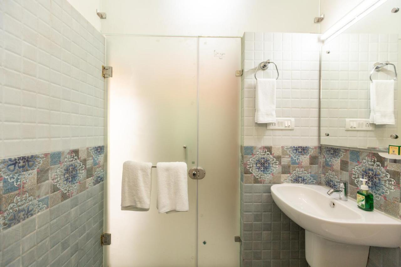 Kstdc Hotel Mayura Adilshahi Bijapur Ngoại thất bức ảnh